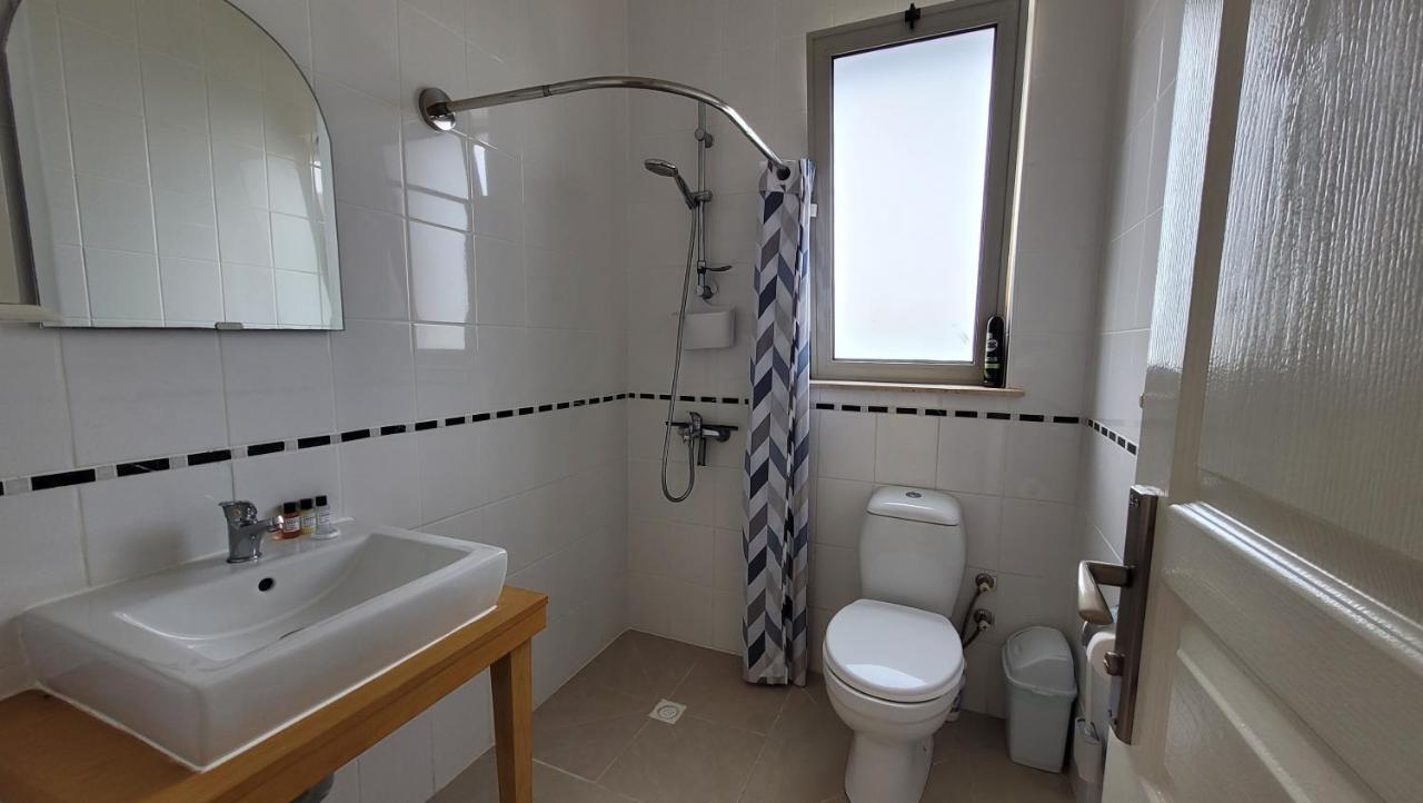 Sea And Mountain View Beachfront Penthouse Yali Екстер'єр фото