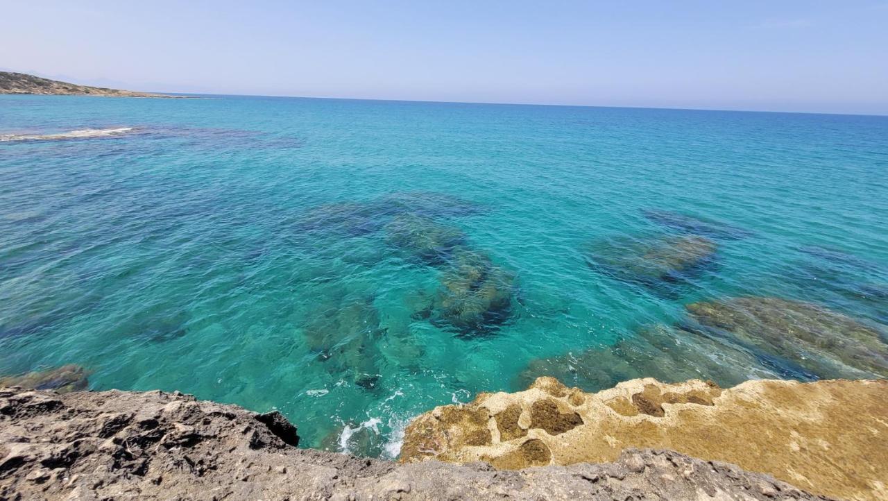Sea And Mountain View Beachfront Penthouse Yali Екстер'єр фото