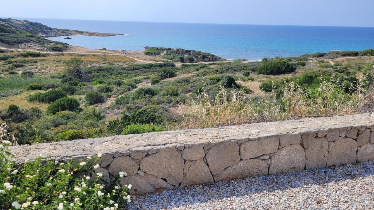 Sea And Mountain View Beachfront Penthouse Yali Екстер'єр фото