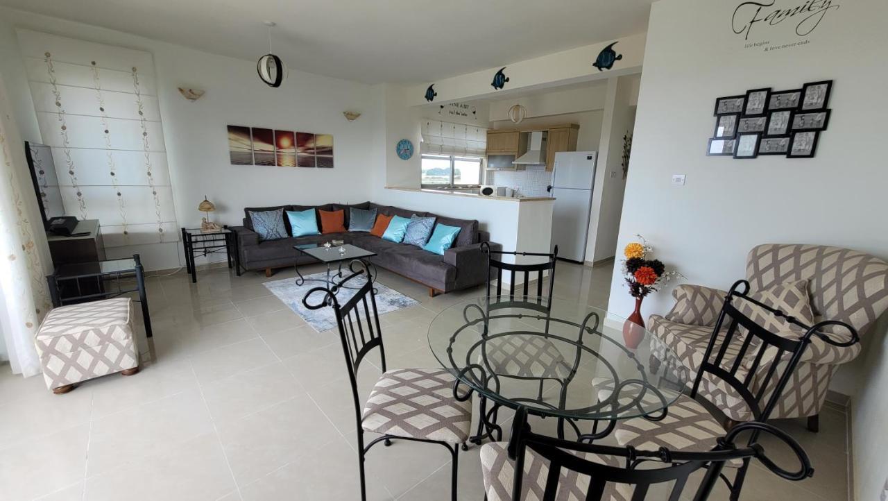 Sea And Mountain View Beachfront Penthouse Yali Екстер'єр фото