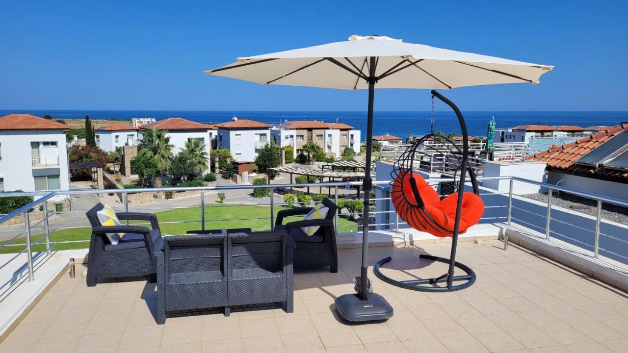 Sea And Mountain View Beachfront Penthouse Yali Екстер'єр фото